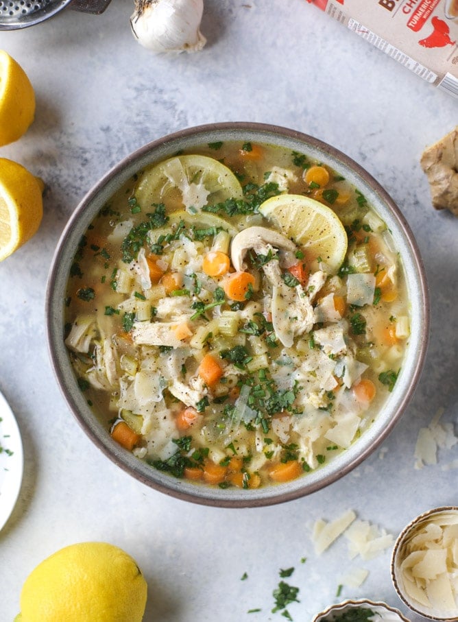 易柠檬鸡汤我嚎叫嚎叫#soup #chicken #chickennoodlesououp #lemon #recipes #healthy欧宝平台怎么样