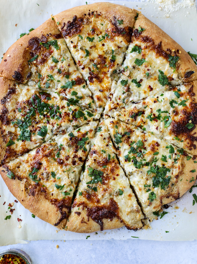 白色蛤蜊酱披萨和23种食谱欧宝平台怎么样